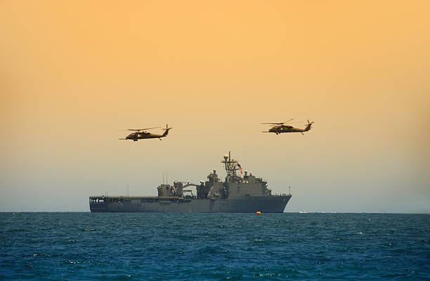 helicoptere bateau ocean